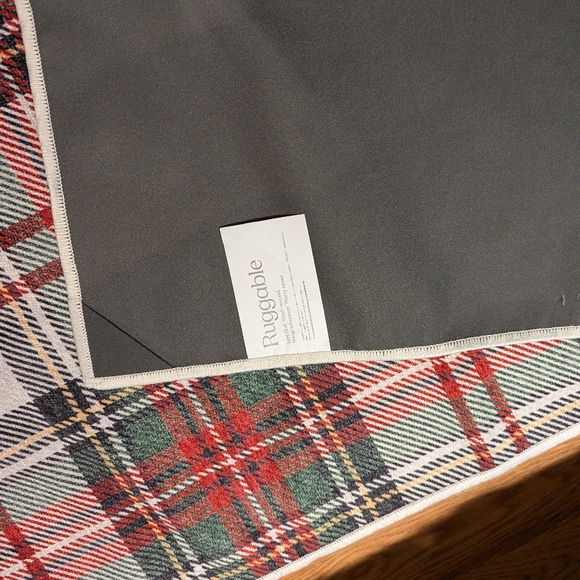 Ruggable Plaid Runner Rug - Red and Green 2.5'x10'.  Brand New!!! - Picture 6 of 8